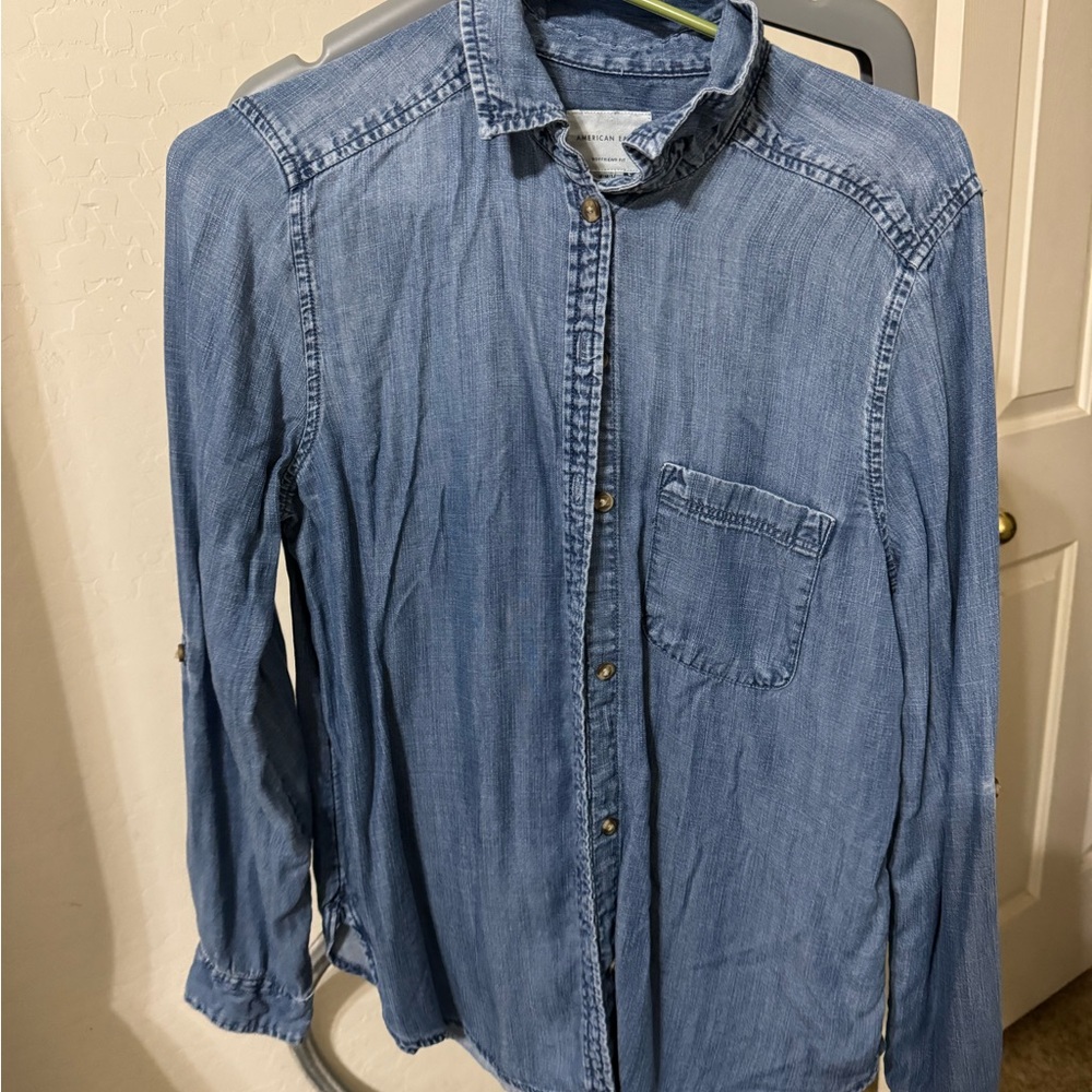 American Eagle Outfitters Light Blue Button-Down Shirt